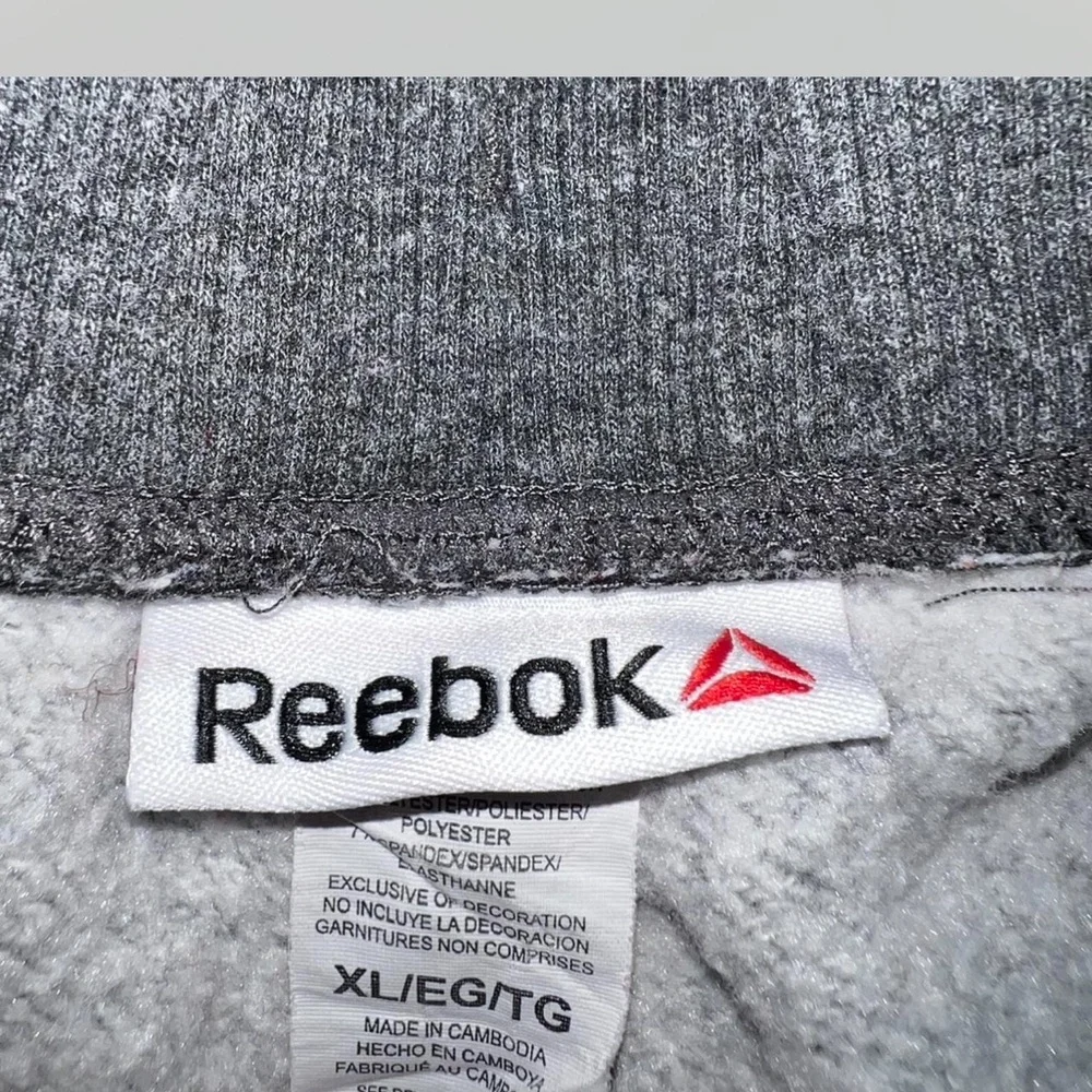 Women’s Reebok sweatpants - Picture 2 of 4